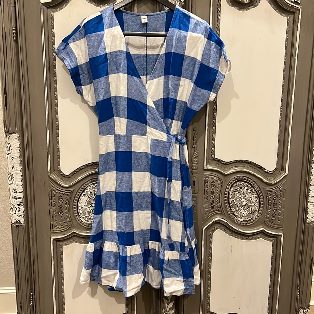 Old Navy ruffled wrap dress large tall EUC